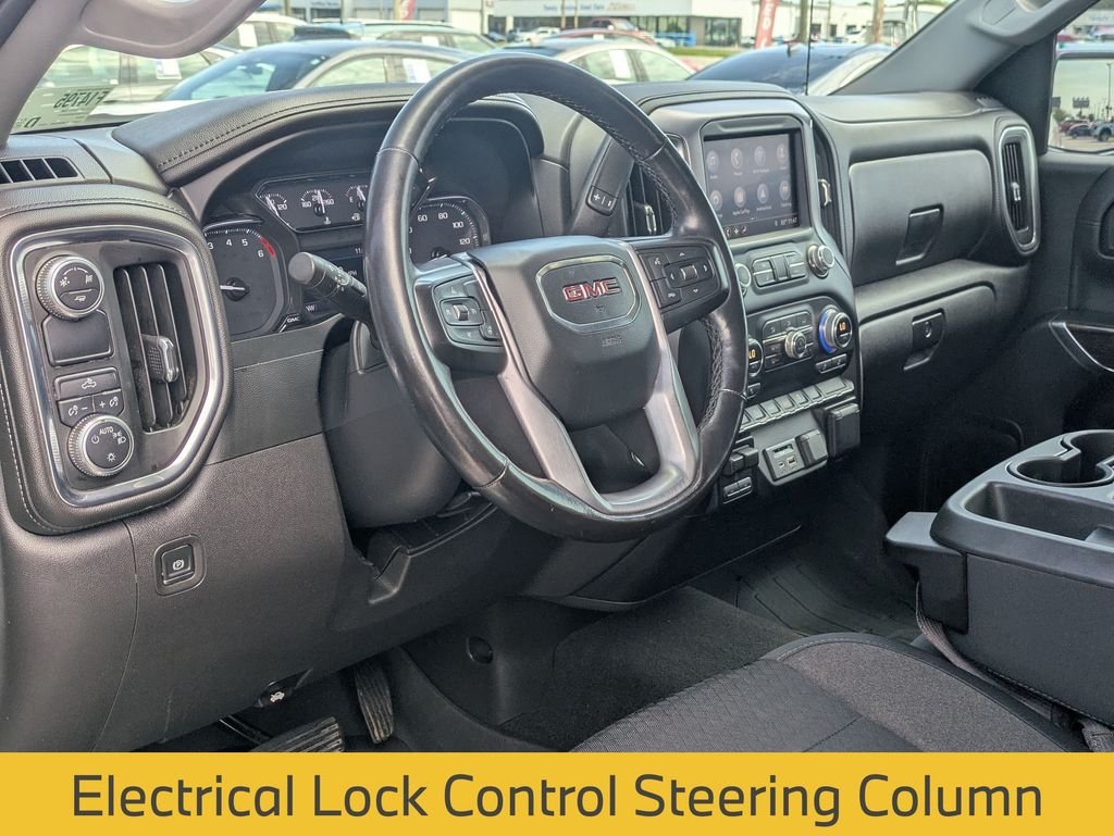 Used 2019 White GMC SLE image 32