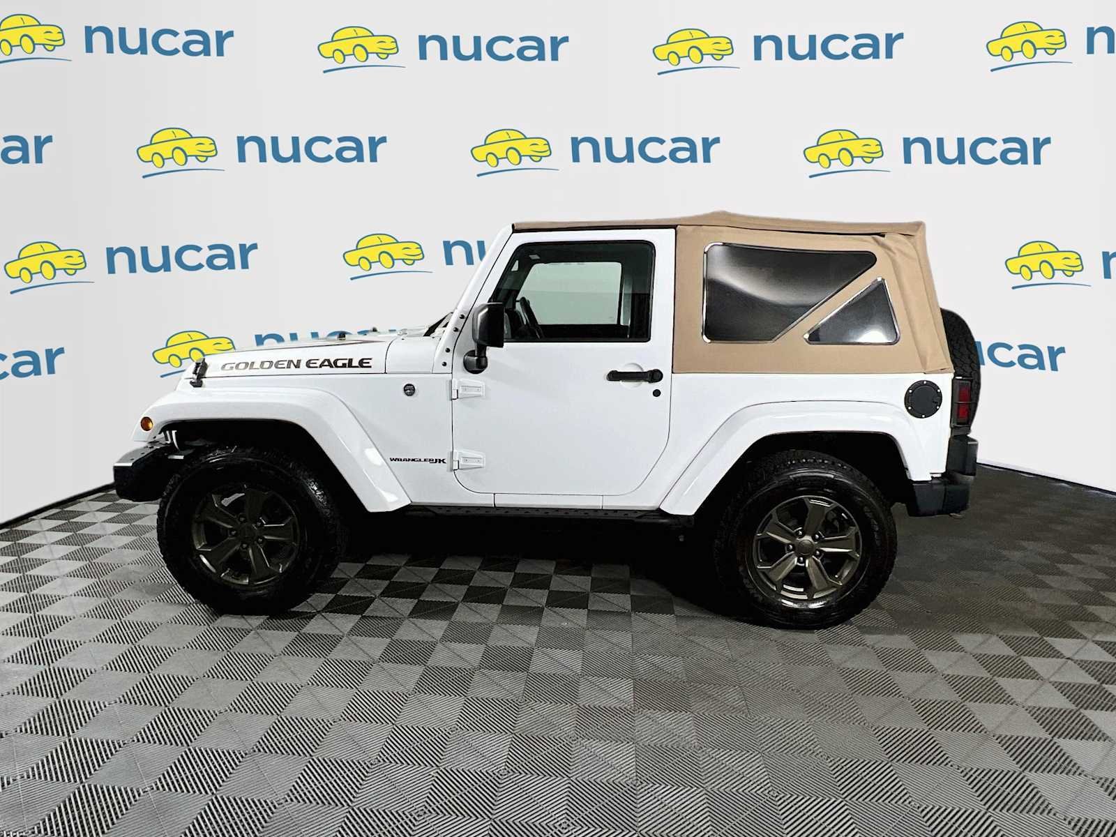 Used 2018 Bright White Clearcoat Jeep Golden Eagle image 4