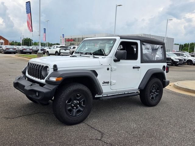 Used 2025 White Jeep Sport image 3
