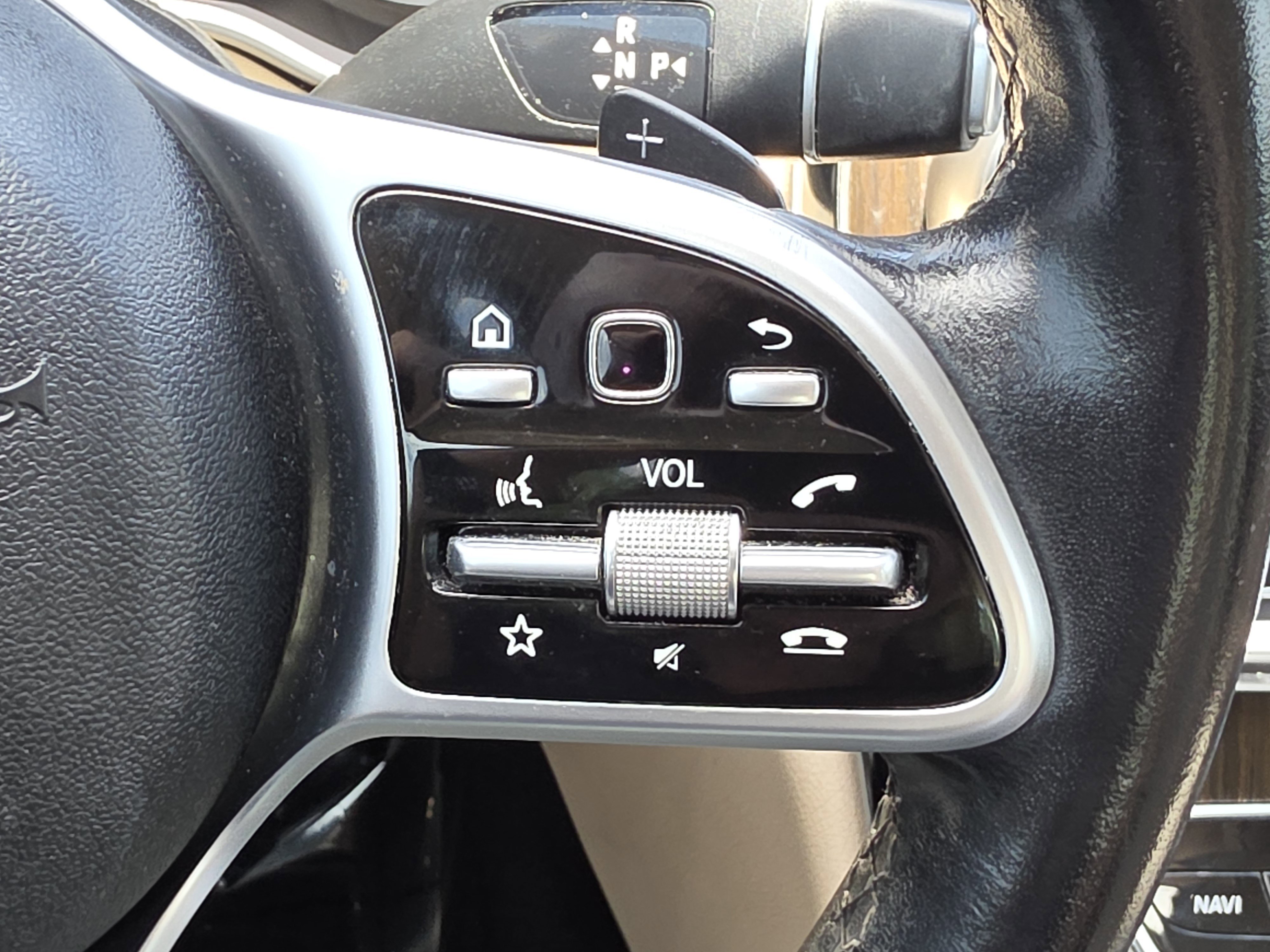 Used 2019 Black Mercedes-Benz C 300 image 17