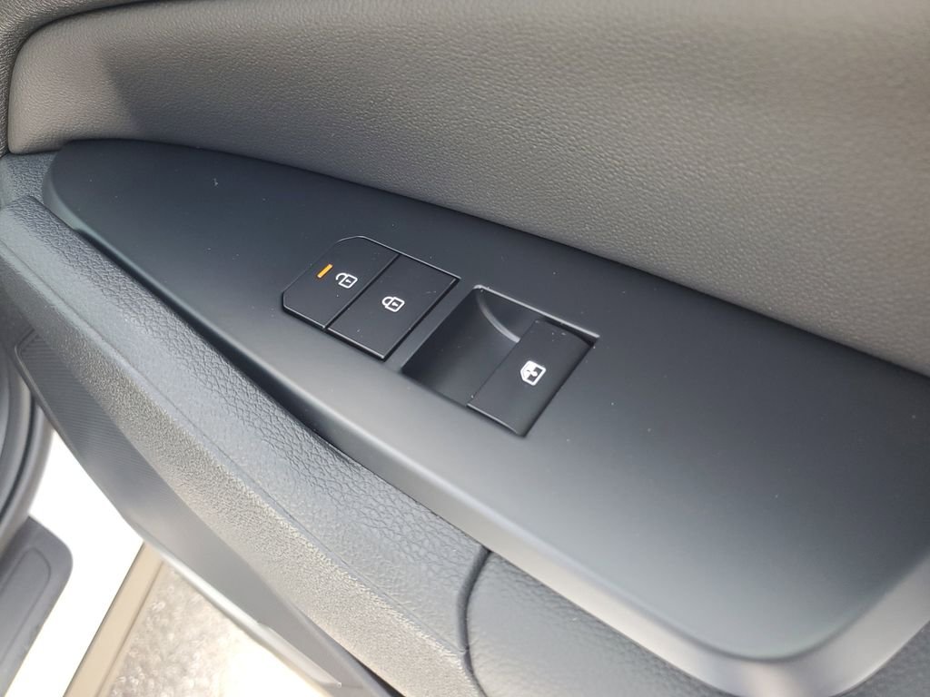 2026 Kia Sportage EX - Photo 14