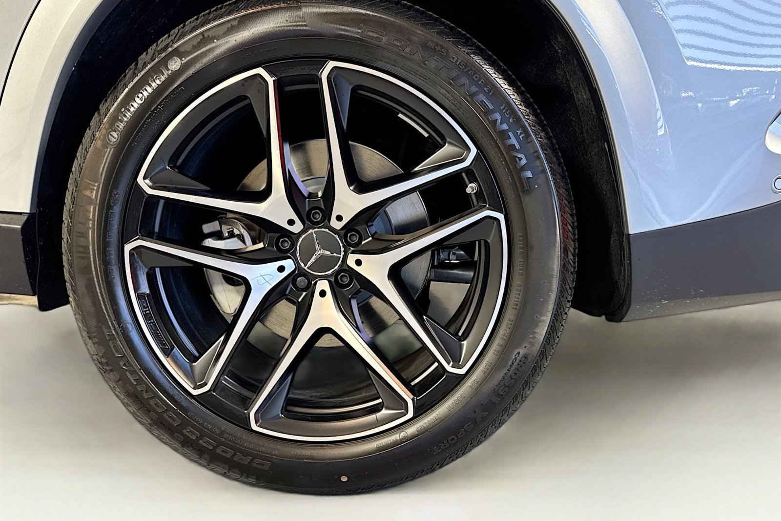 New 2026 Cirrus Silver Metallic Mercedes-Benz AMG® GLE 53 image 29