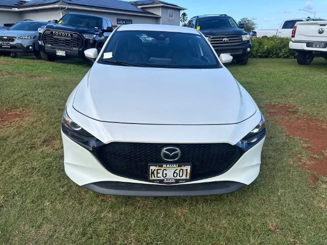 Used 2020 White Mazda Preferred image 2