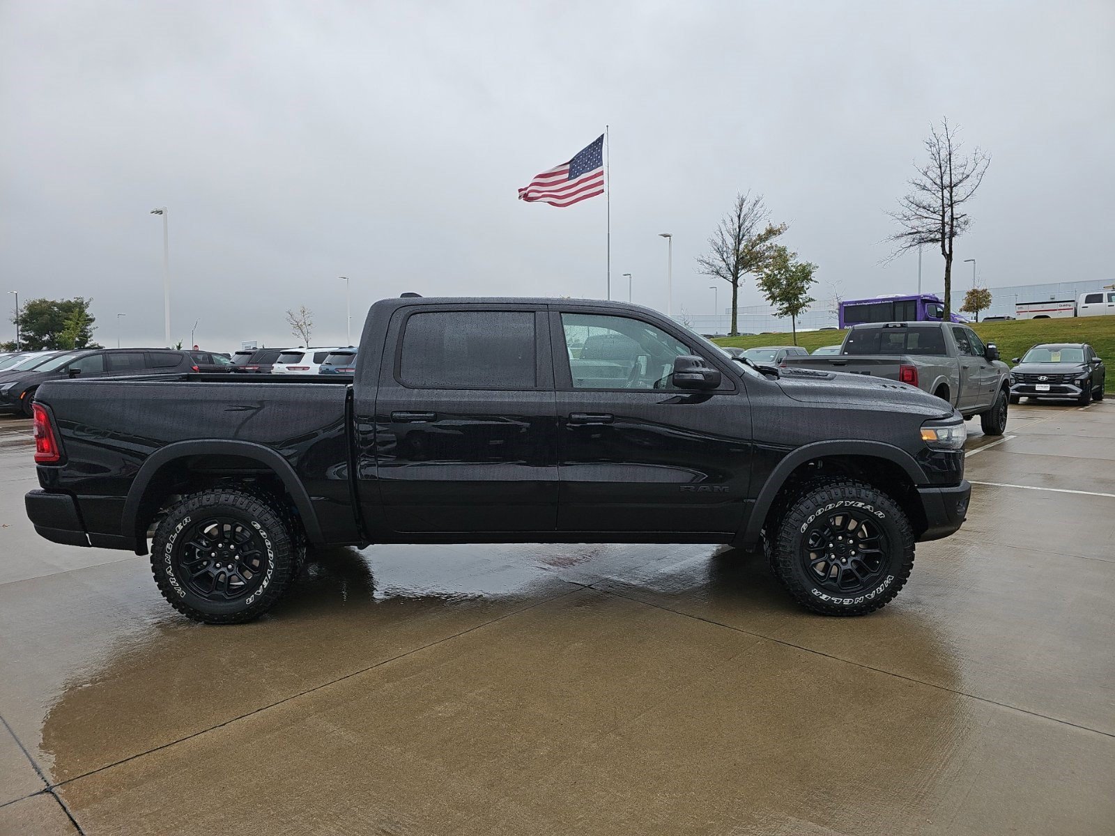 New 2027 Diamond Black Crystal Pearlcoat Ram Rebel image 6