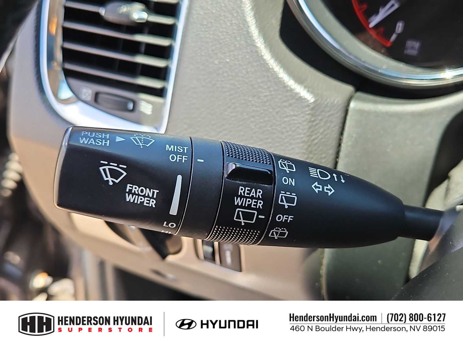 Used 2014 Granite Crystal Metallic Clearcoat Dodge SXT image 25