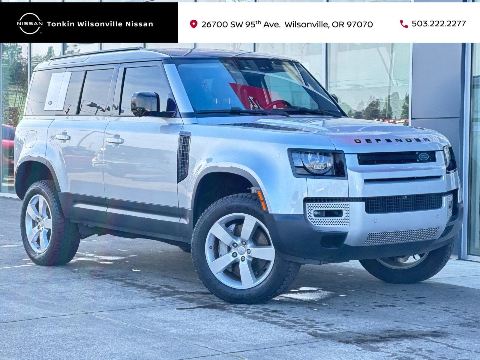 Used 2020 Silver Land Rover First Edition image 1