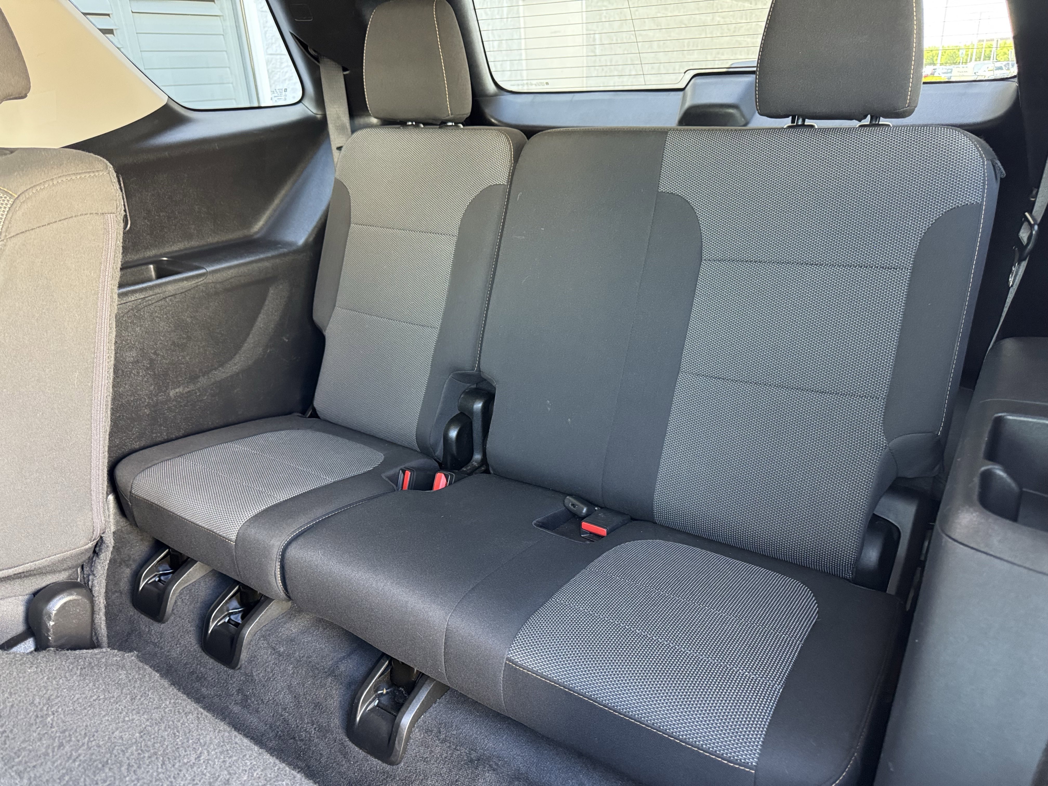 2020 Chevrolet Traverse LS - Photo 16