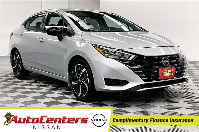 2025 Nissan Versa 1.6 SR CVT's photo