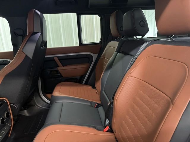 New 2026 Borasco Grey Land Rover OCTA image 14