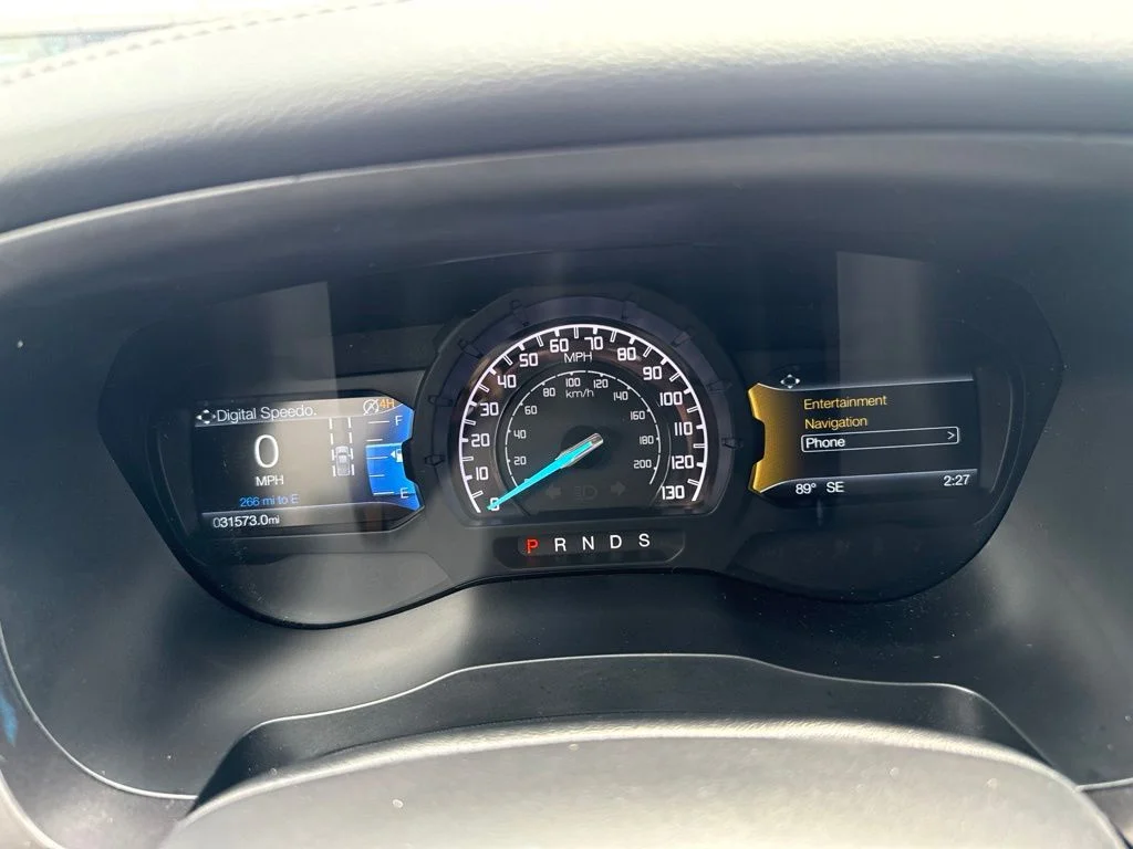 Certified Used 2019 Blue Ford Lariat image 19