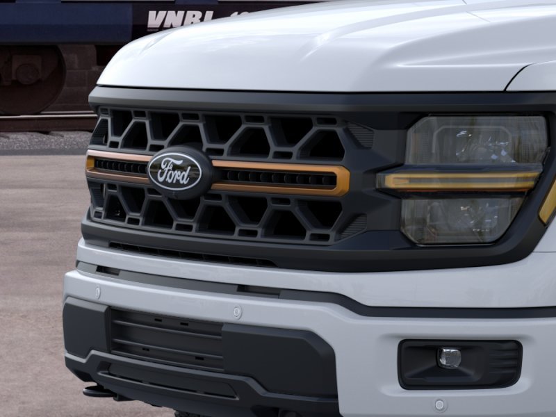 New 2026 Oxford White Ford Tremor® image 17