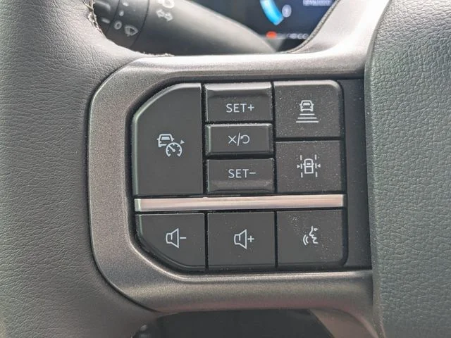 New 2026 Agate Black Metallic Ford XLT image 36