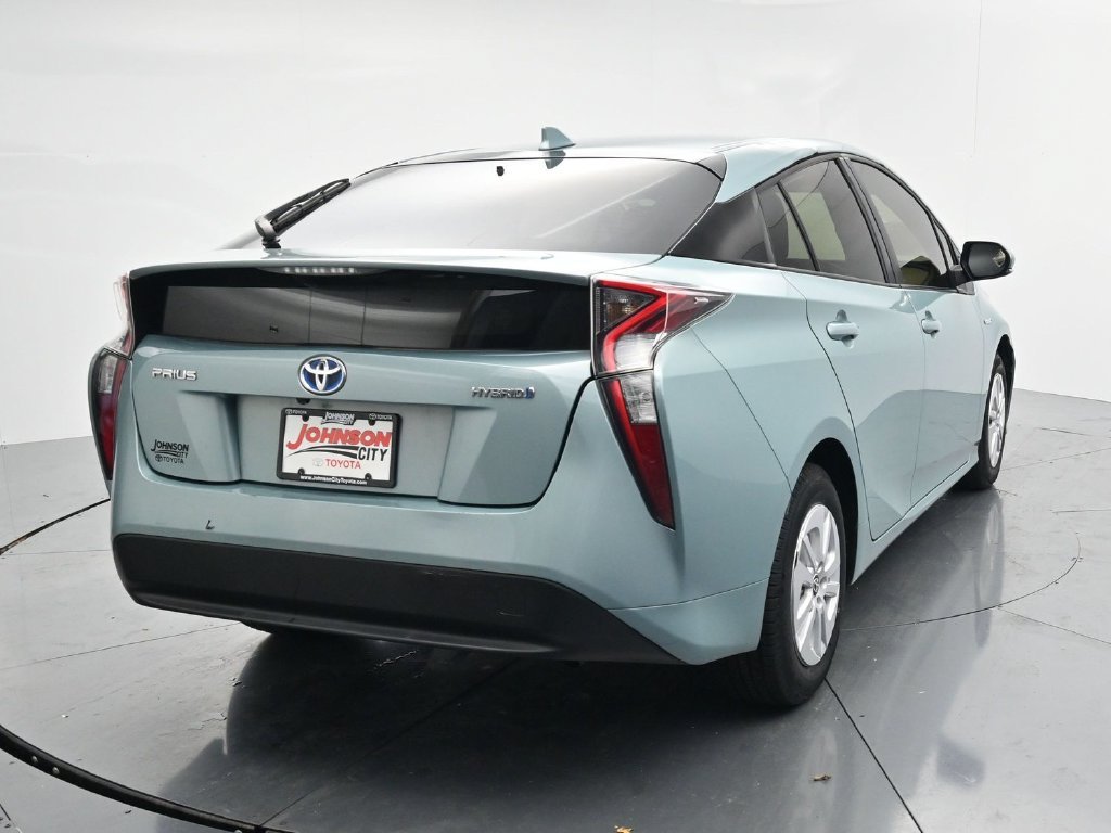 Used 2017 Beige Toyota Two image 6
