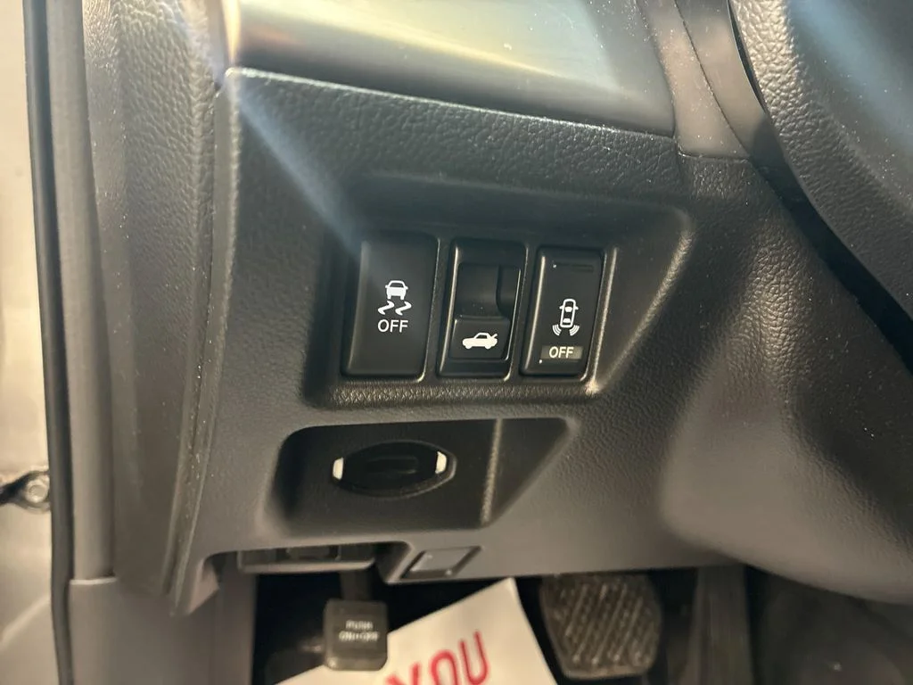 2011 INFINITI G Sedan - Photo 22