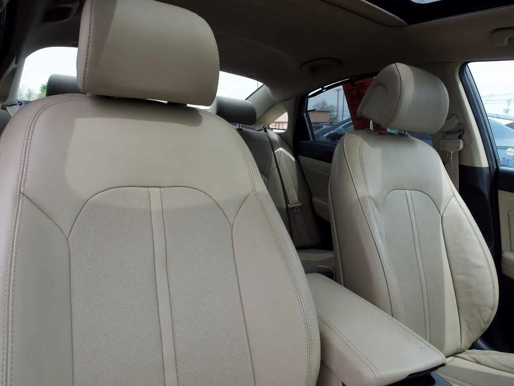 Used 2017 Black Hyundai Limited image 35