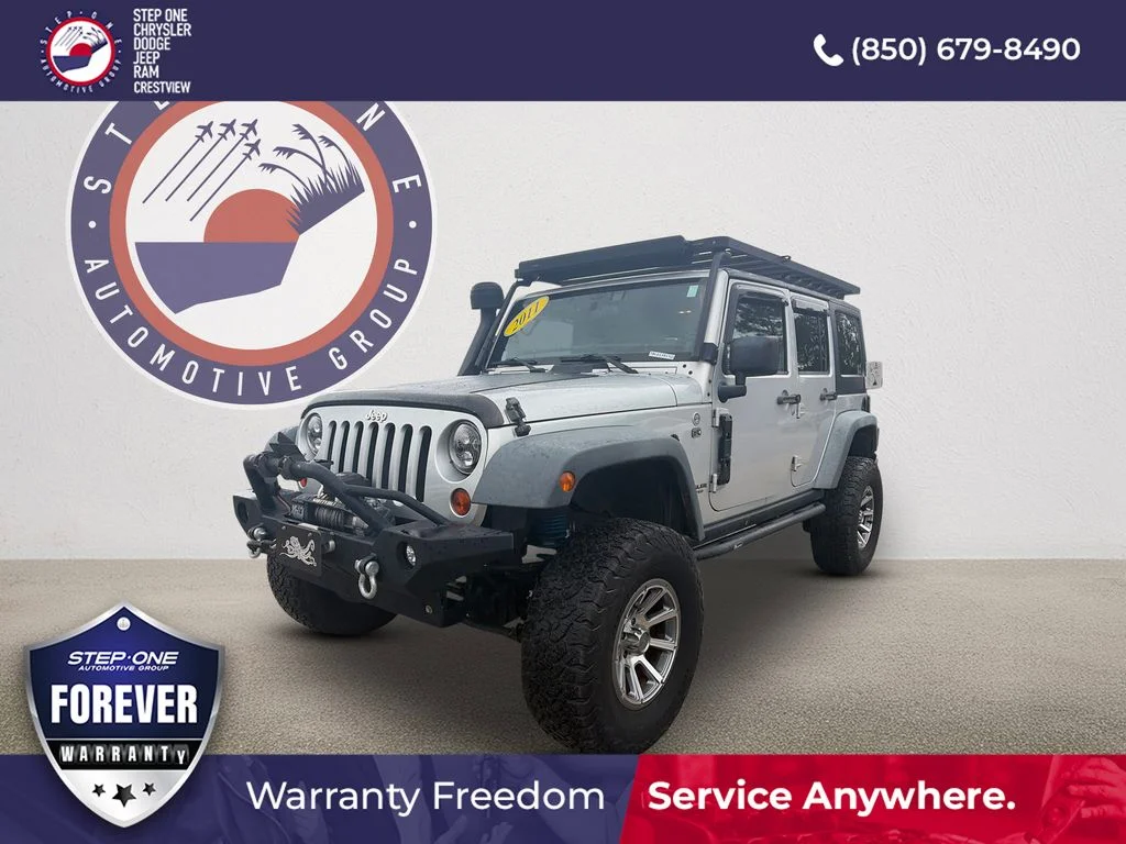 Used 2011 Silver Jeep Unlimited Rubicon image 1
