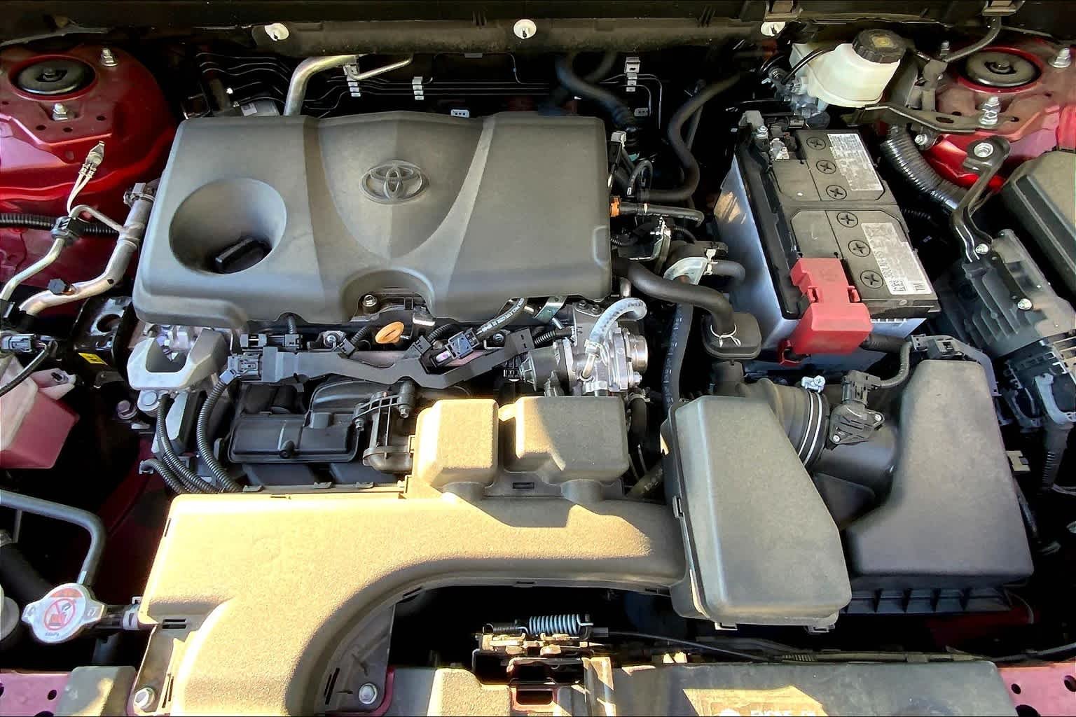 Used 2024 Ruby Flare Pearl Toyota XLE image 30