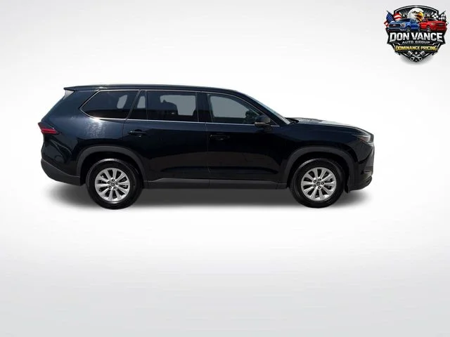 Used 2025 Black Toyota XLE image 6