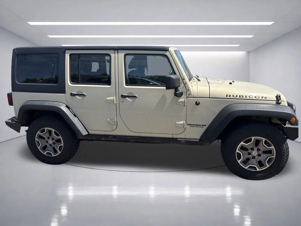Used 2011 Sahara Tan Clearcoat Jeep Unlimited Rubicon image 4
