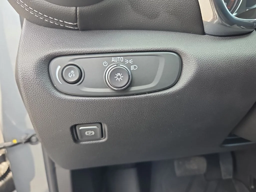 Used 2024 Gray Chevrolet LT image 36