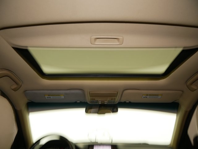 Used 2012 Taffeta White Honda EX-L image 23