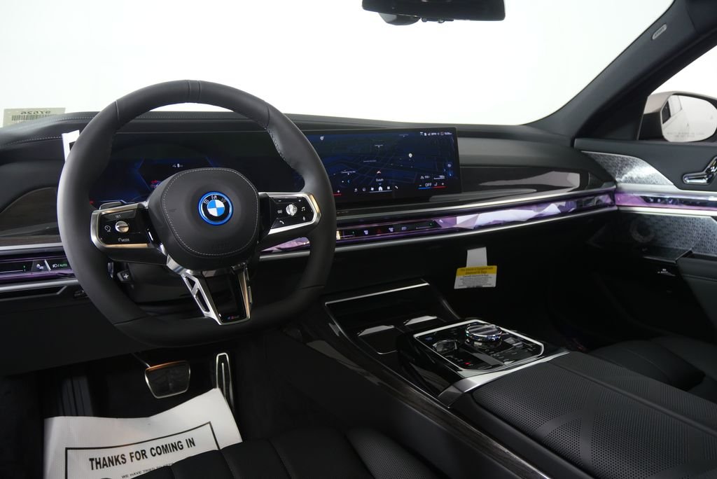 New 2026 Oxide Grey Metallic BMW xDrive60 image 19