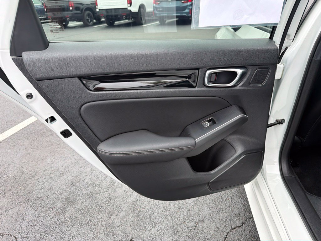 Used 2026 Platinum White Pearl Honda Sport Touring image 20