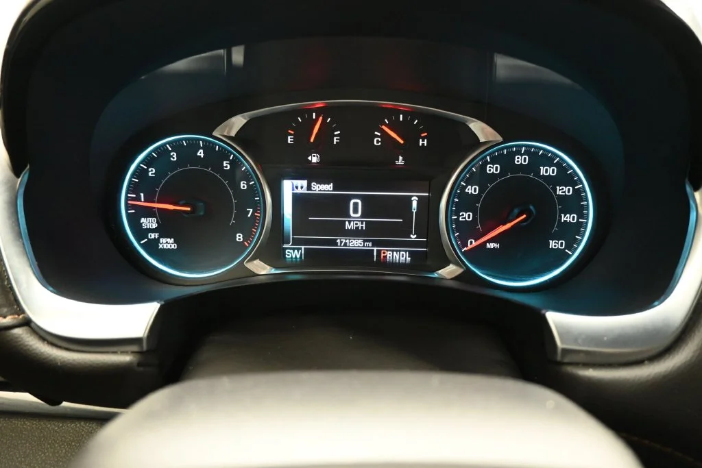 Used 2019 Silver Chevrolet 3LT image 16