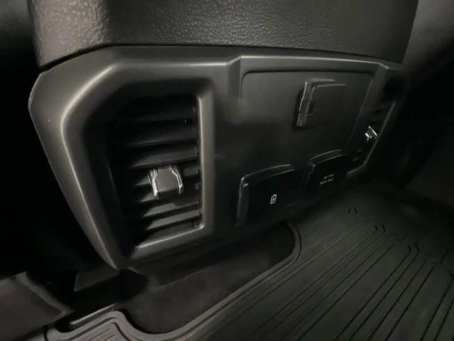Used 2018  Ford XLT image 22