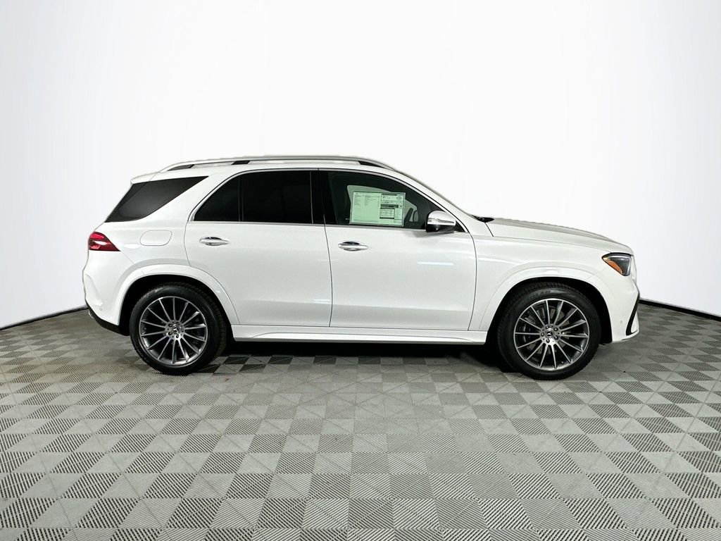 New 2026 MANUFAKTUR Moonlight White Metallic Mercedes-Benz GLE 450 image 42
