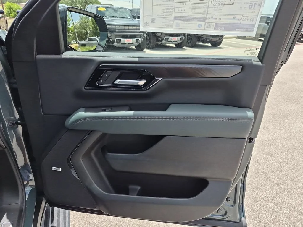 2026 GMC Yukon XL AT4 - Photo 43