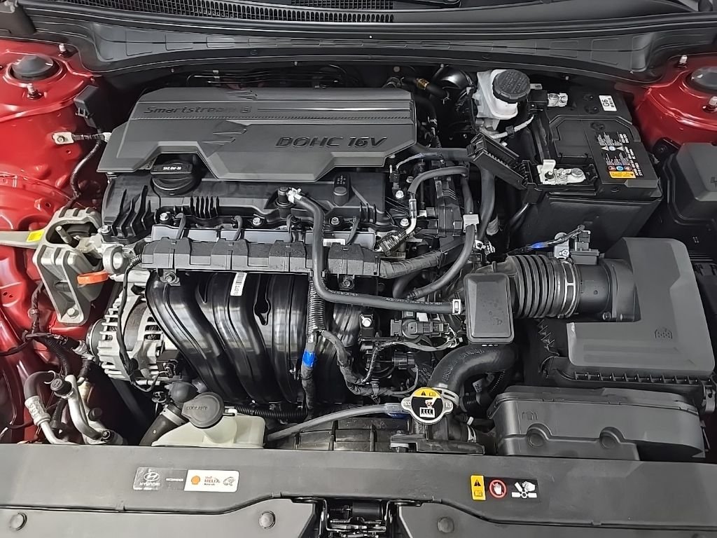 Used 2024 Red Hyundai SEL image 14