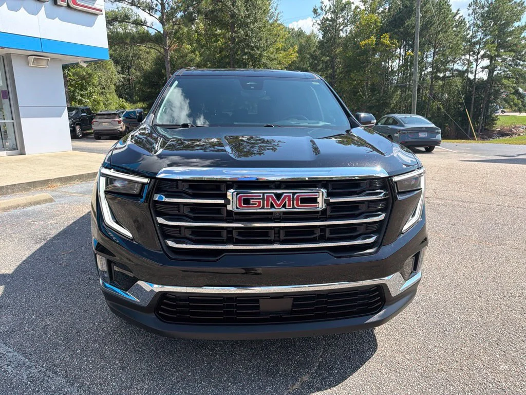 Used 2026 Ebony Twilight Metallic GMC Elevation image 8