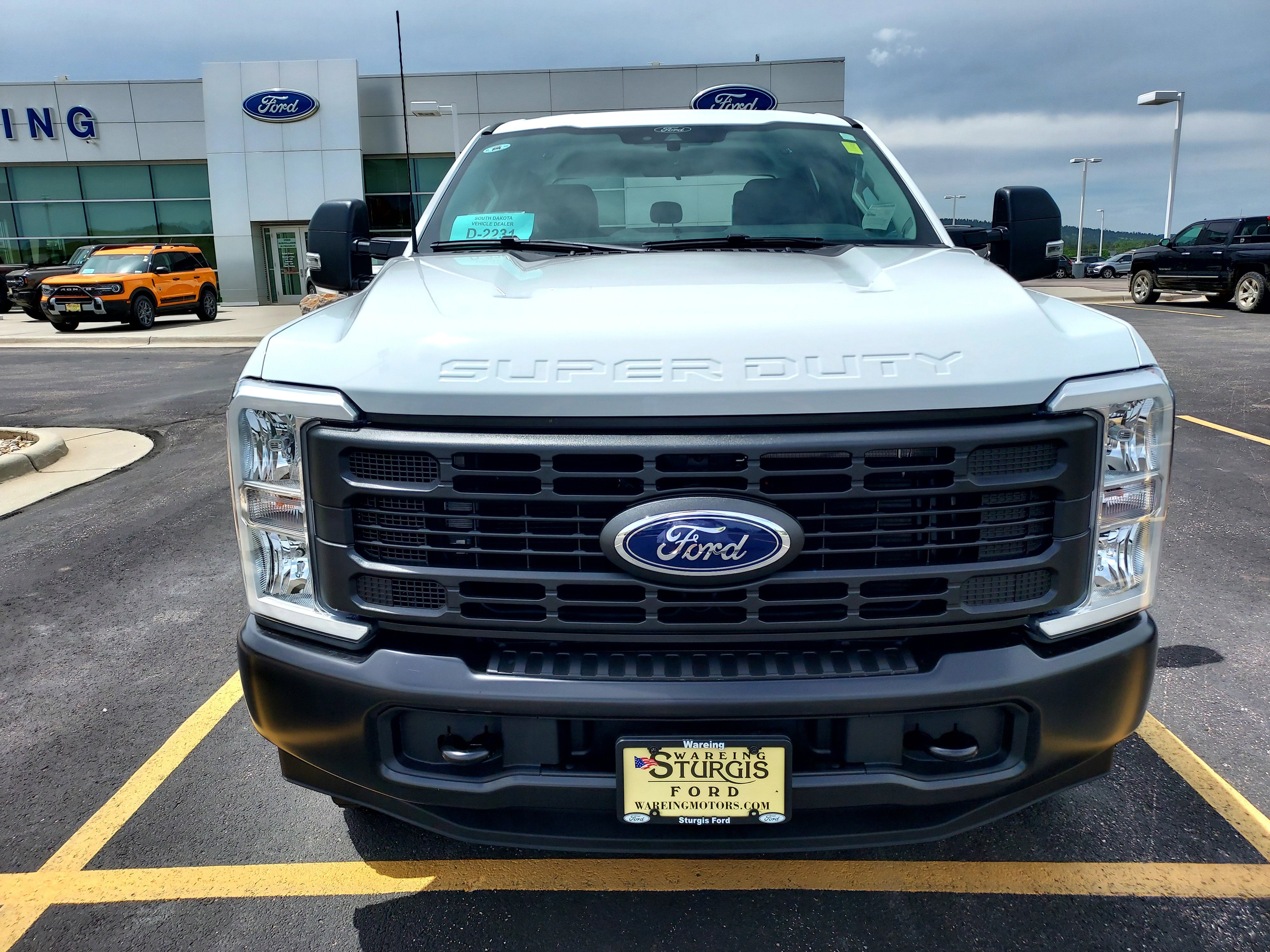 New 2026 Oxford White Ford XL image 12