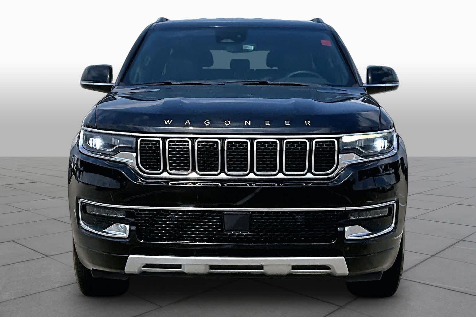Used 2023 Diamond Black Crystal Pearlcoat Jeep Series II image 4