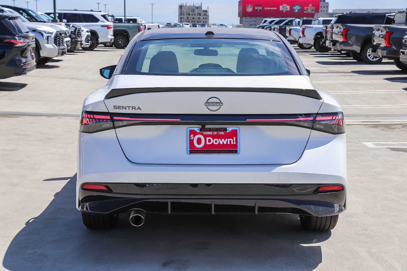 2027 Nissan Sentra SR - Photo 7
