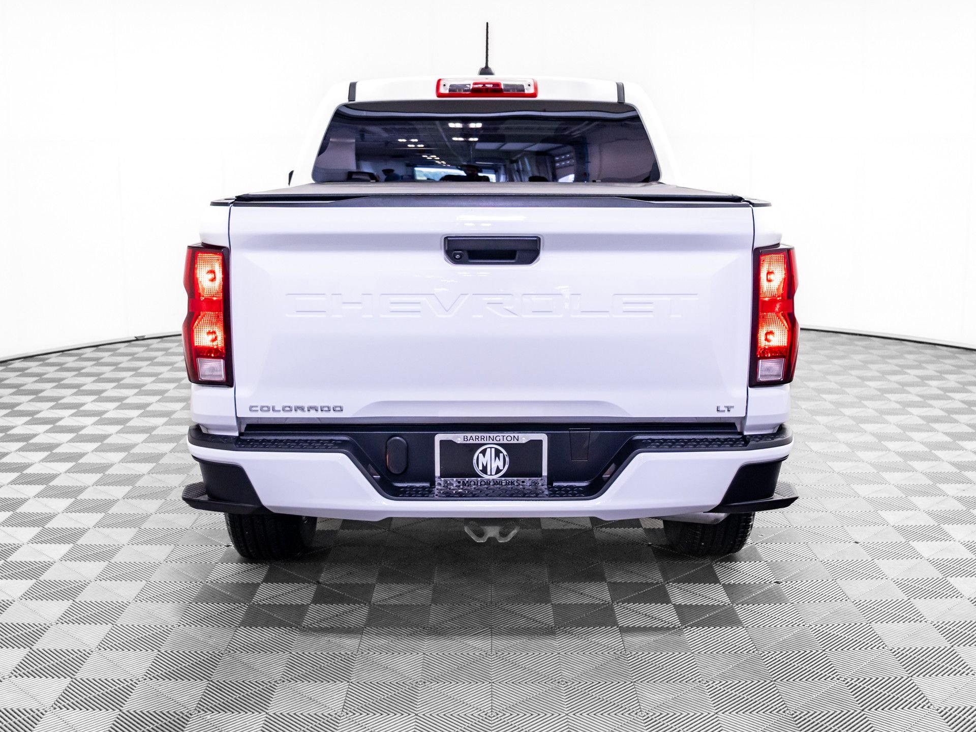 Used 2024 White Chevrolet LT image 4