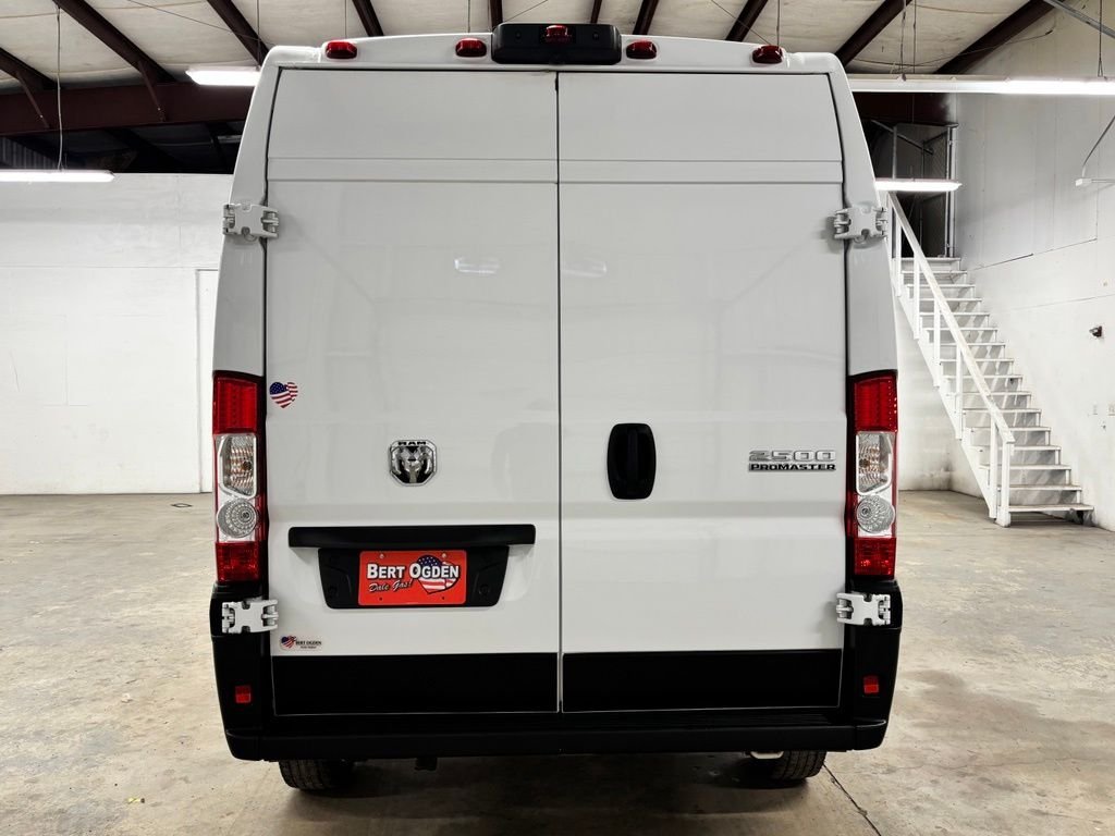 Used 2025 White Ram High Roof image 7
