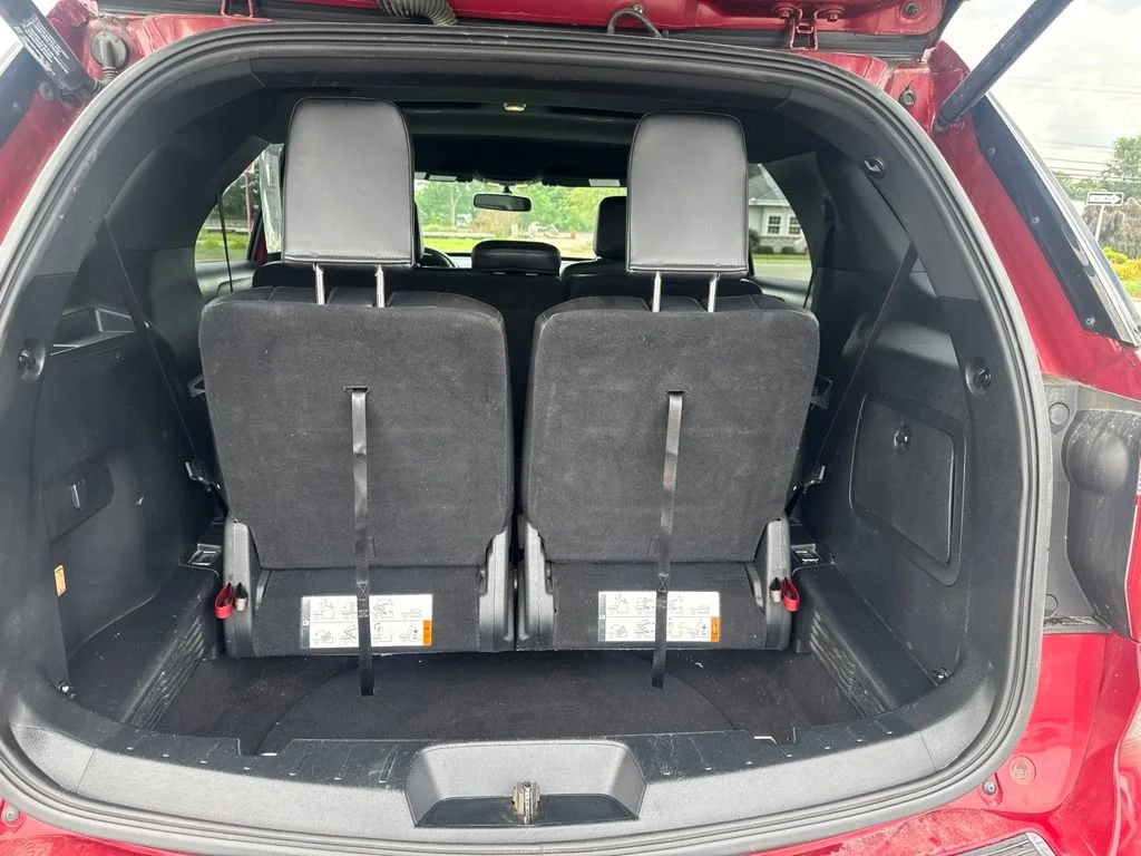 Used 2018 Red Ford XLT image 46