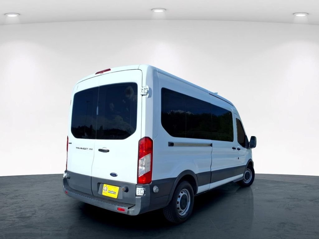 Used 2015 White Ford XL image 8