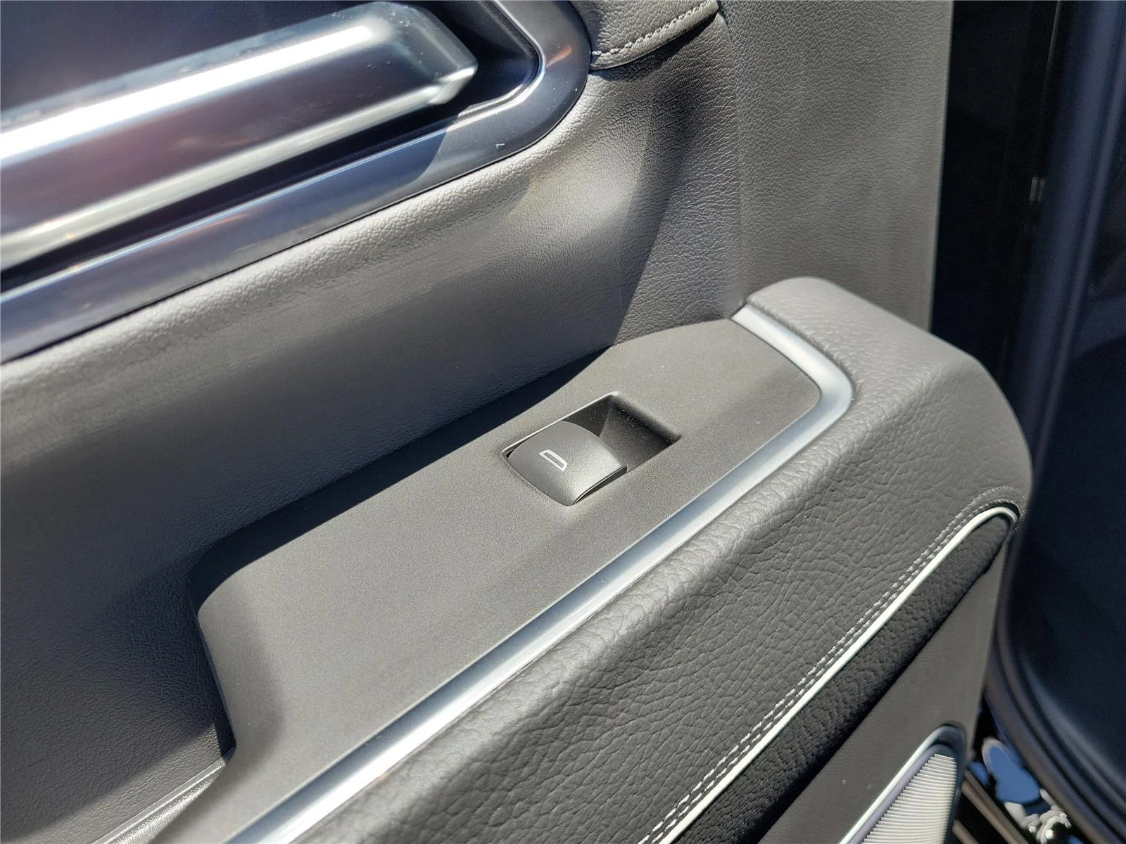 2026 GMC Sierra 2500HD Denali - Photo 16