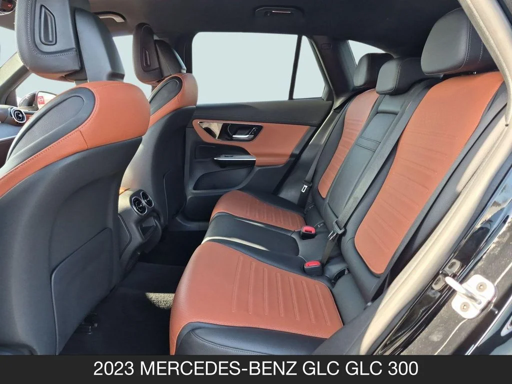 Used 2023 Black Mercedes-Benz GLC 300 image 16