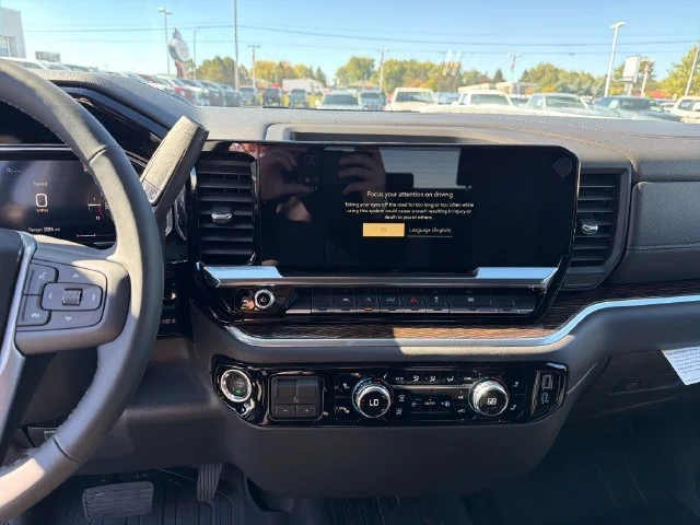 New 2026 Sterling Metallic GMC Elevation image 19