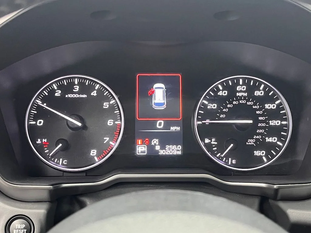 Used 2023 White Subaru Onyx Edition image 25