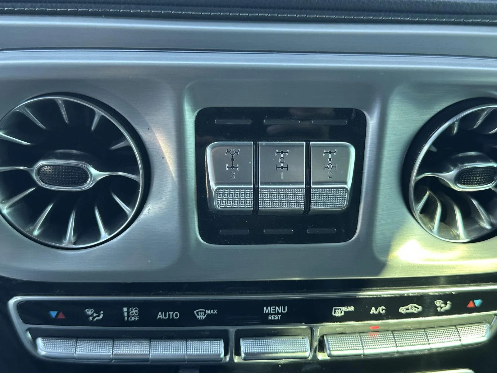 Used 2019 designo Graphite Metallic Mercedes-Benz AMG® G 63 image 36