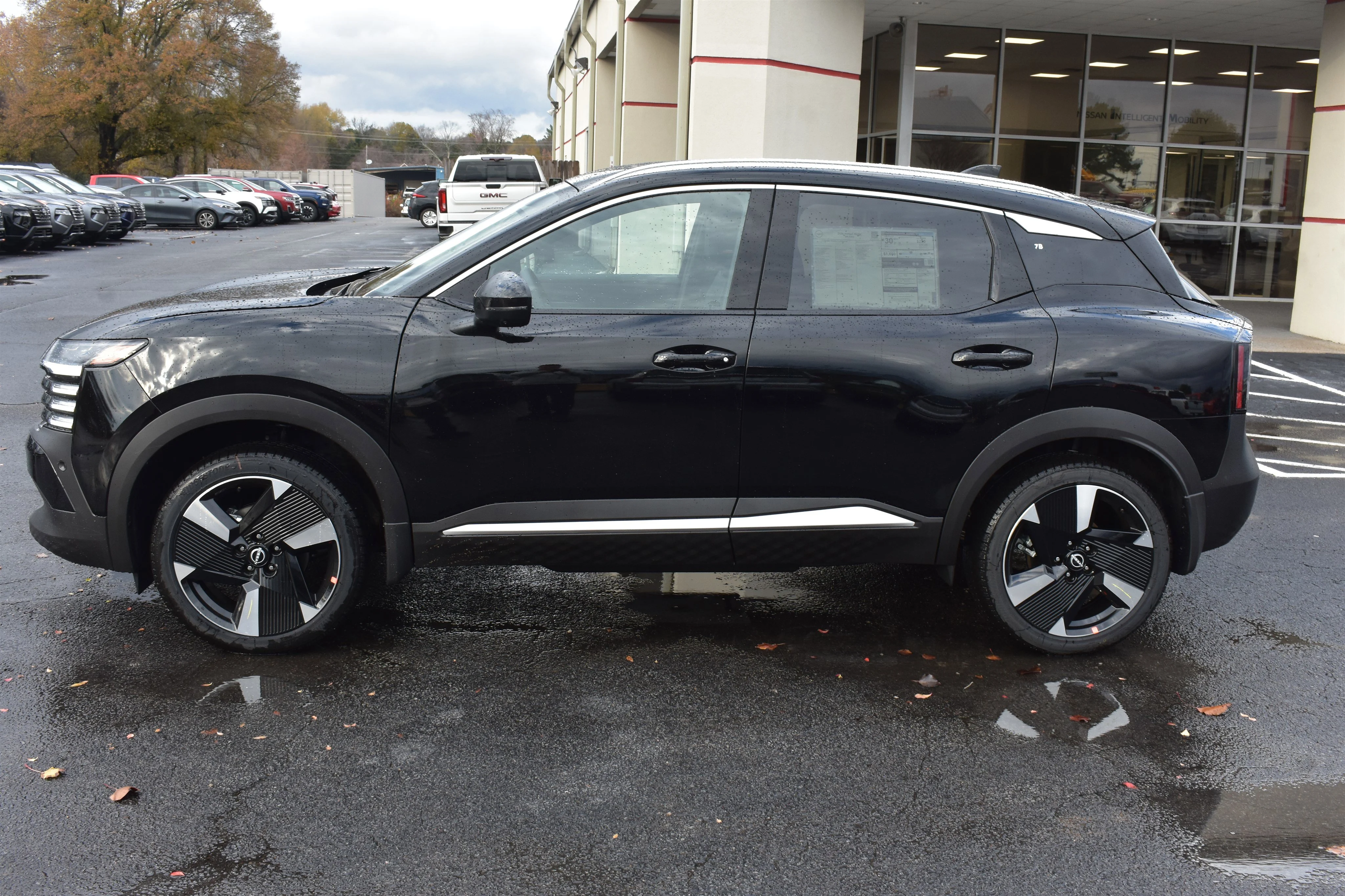 New 2026 Super Black Nissan SR image 10