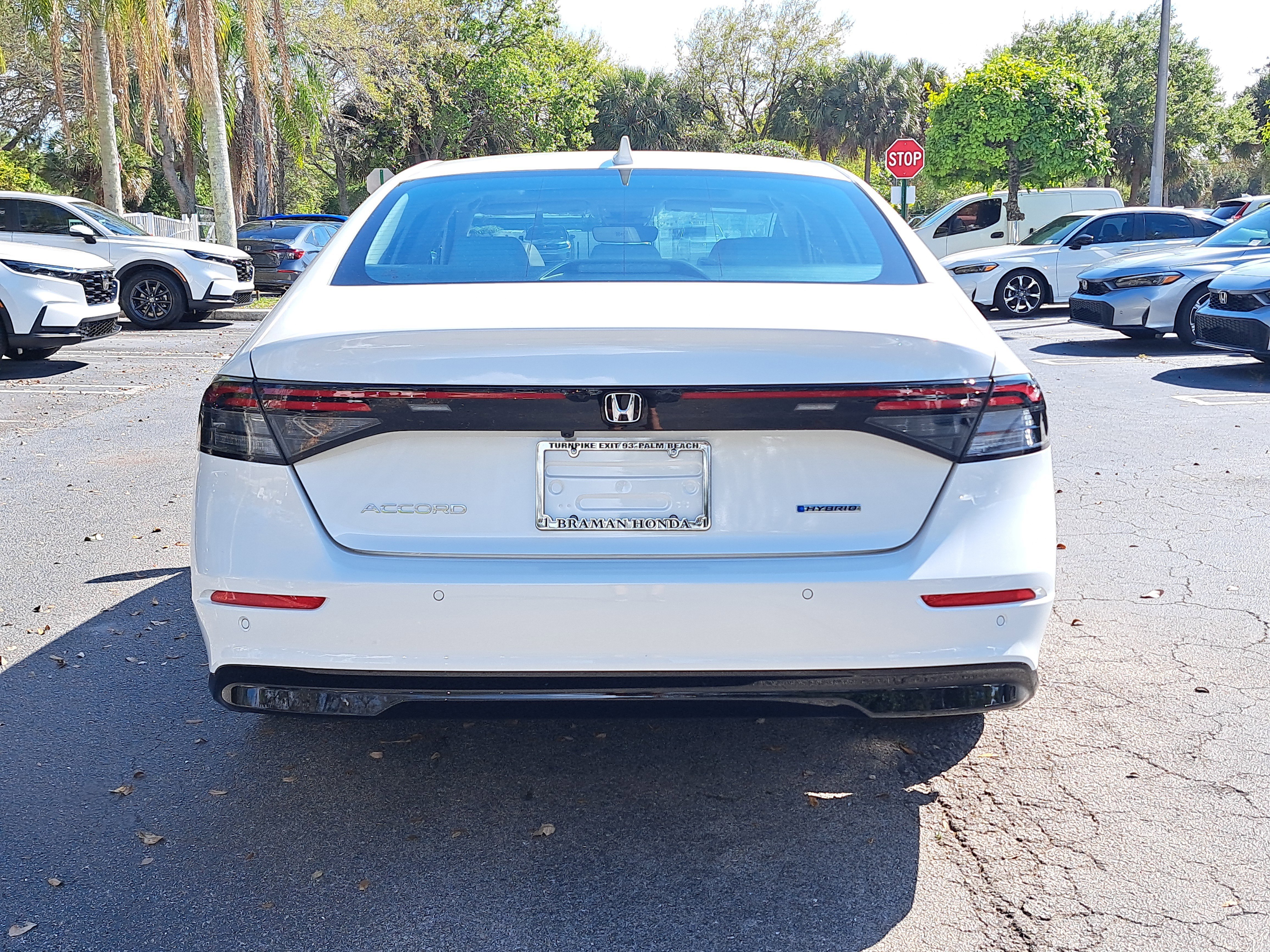 New 2026 Platinum White Pearl Honda EX-L image 5