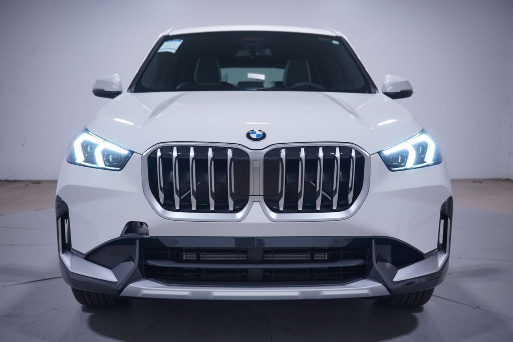 New 2027  BMW xDrive28i image 4
