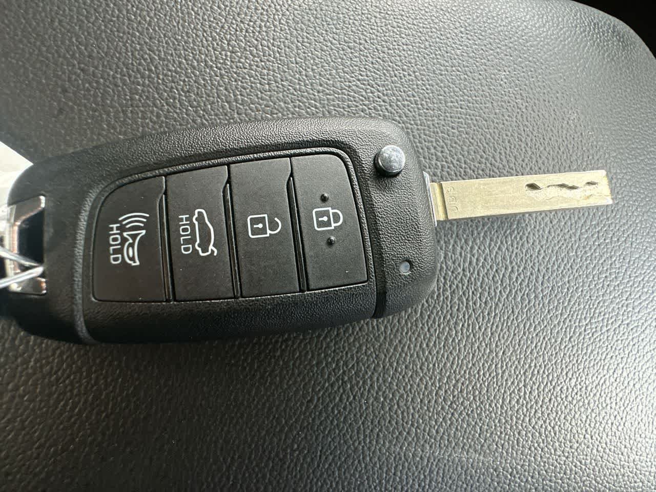 2026 Hyundai Elantra SE - Photo 28