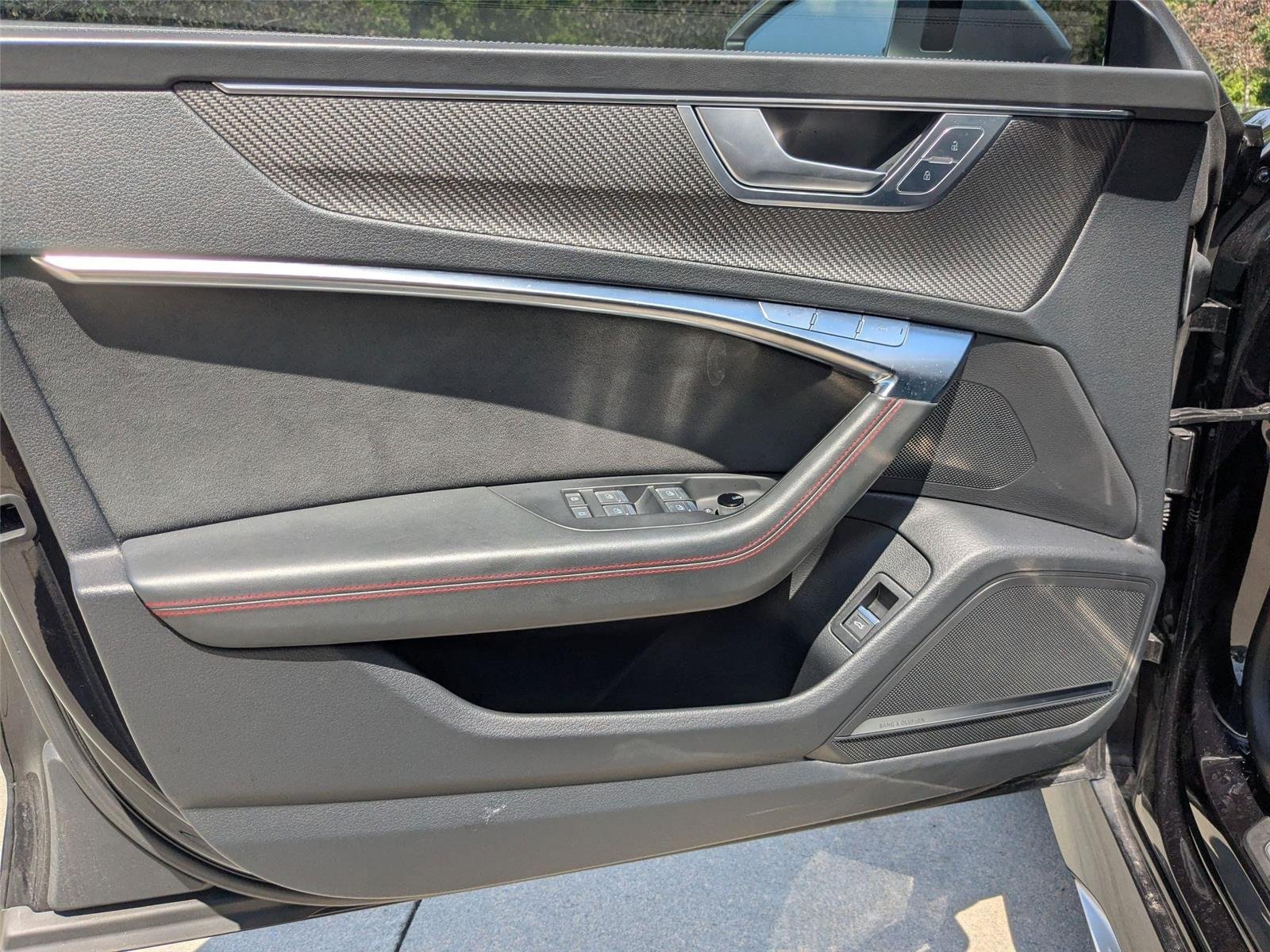 Used 2022 Sebring Black Crystal Effect AUDI  image 11